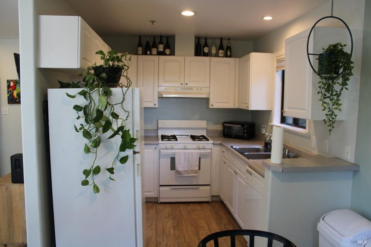 4069 Alta Vista Ave - Photo 6 of 14