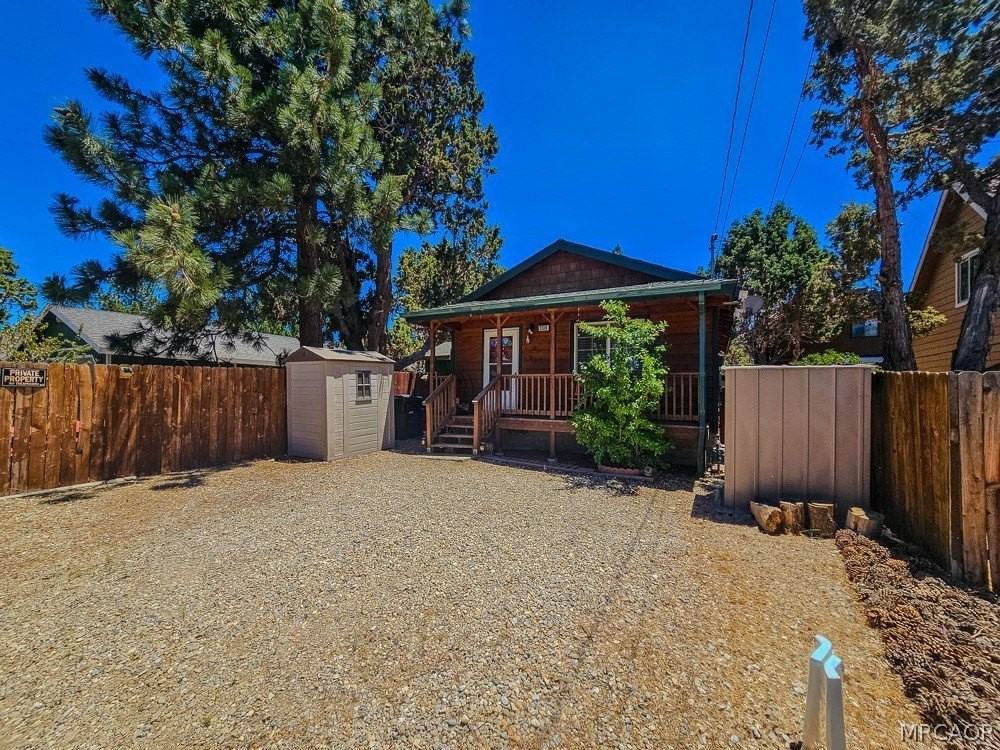 2136 3rd Ln - Photo 2 of 20