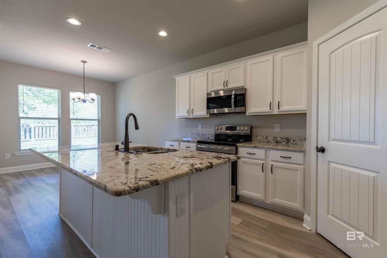 14627 Chenin Blanc Dr - Photo 4 of 16