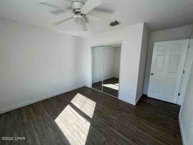 2503 W 10th St #B - Photo 4 of 7