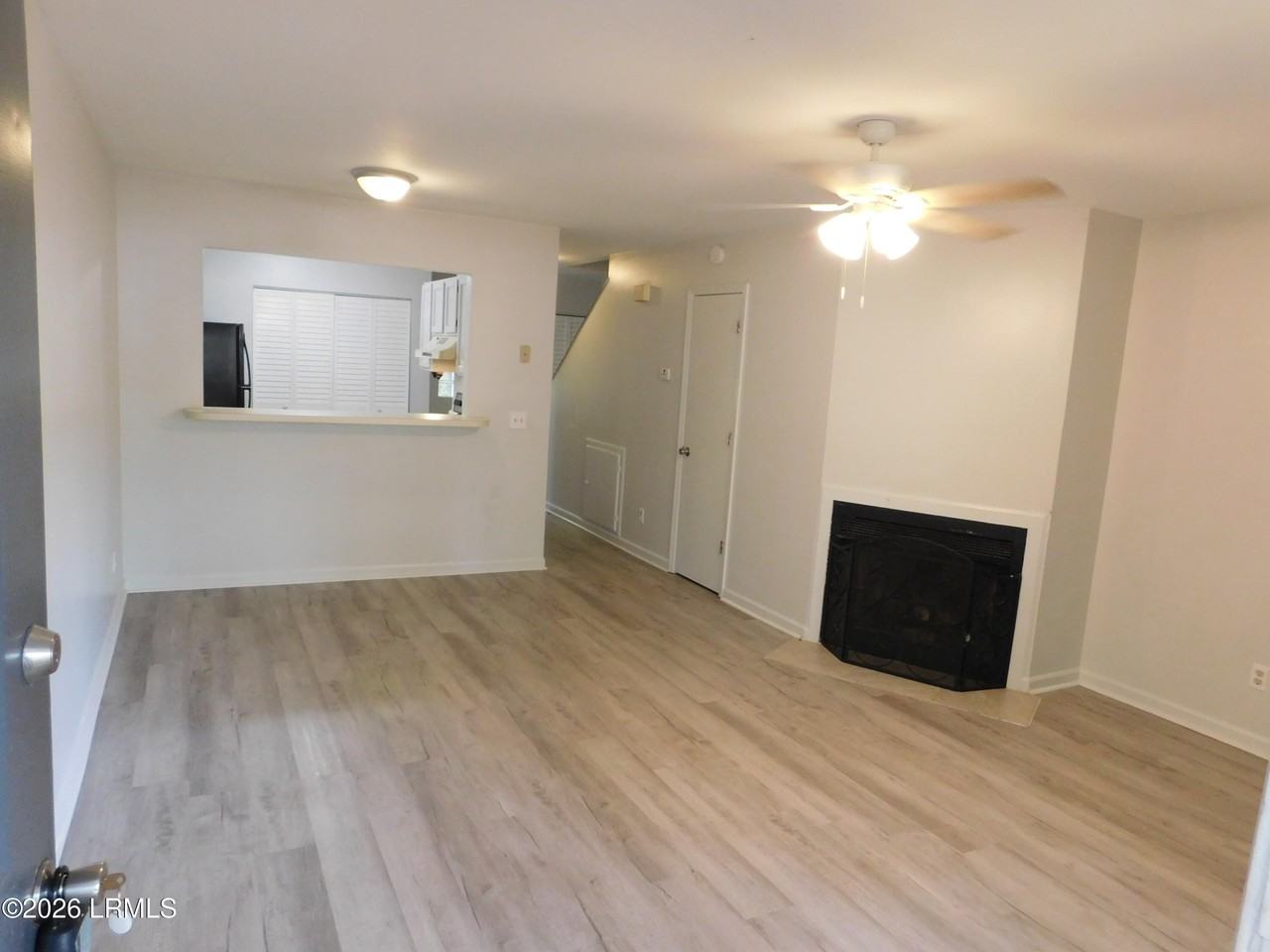 116 Tamara Ln #A - Photo 3 of 36