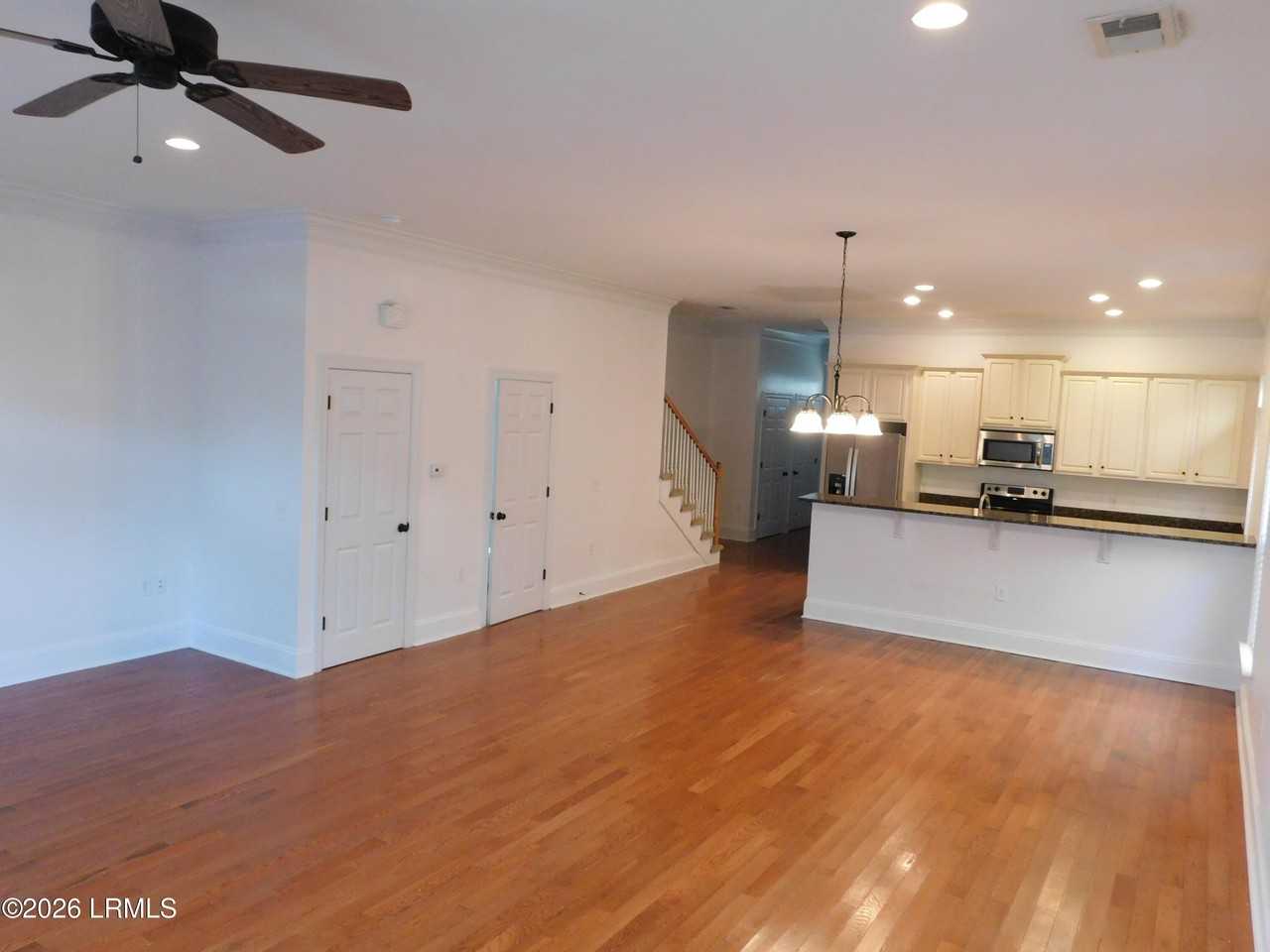 905 12th St - Photo 7 of 50