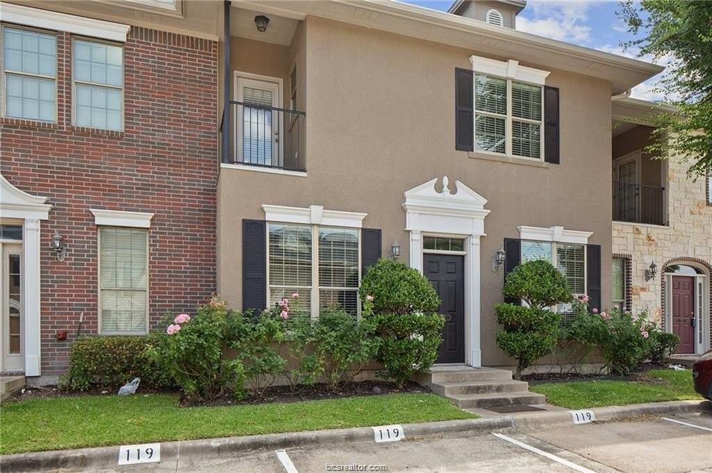119 Forest Dr
