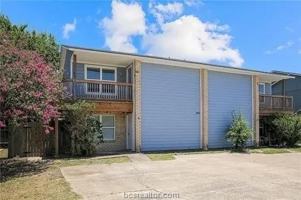 featured image of 808 Navarro Dr #A