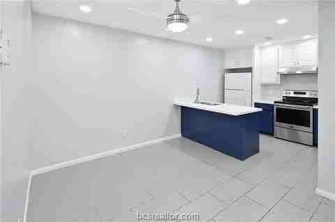 808 Navarro Dr #A - Photo 5 of 10