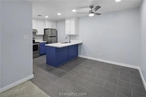 808 Navarro Dr #A - Photo 6 of 10