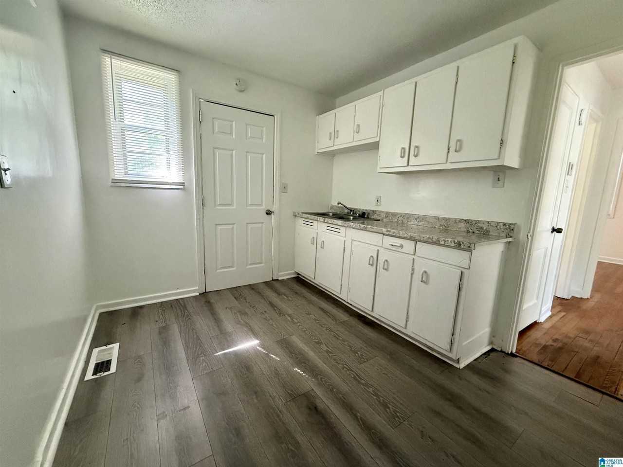 628 Annie Laura Dr - Photo 7 of 14