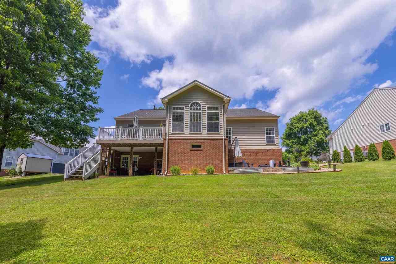 137 Whispering Woods Pl - Photo 7 of 50