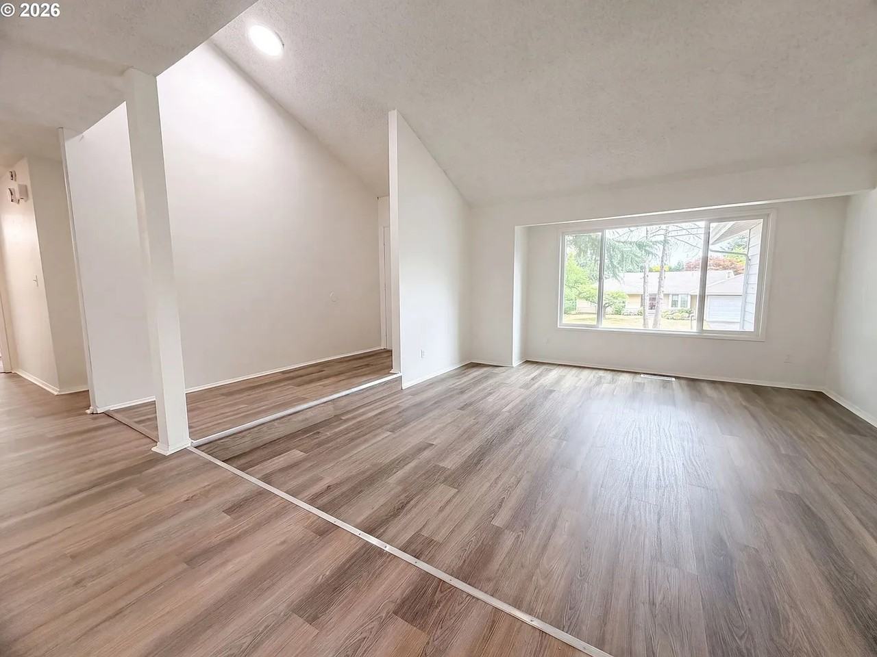 3755 Southwest 4th Street - Photo 2 of 11