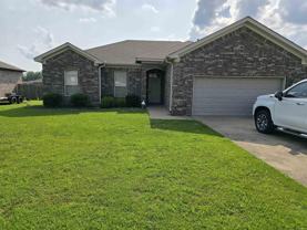 20 Stonehenge Dr - Photo 1 of 1