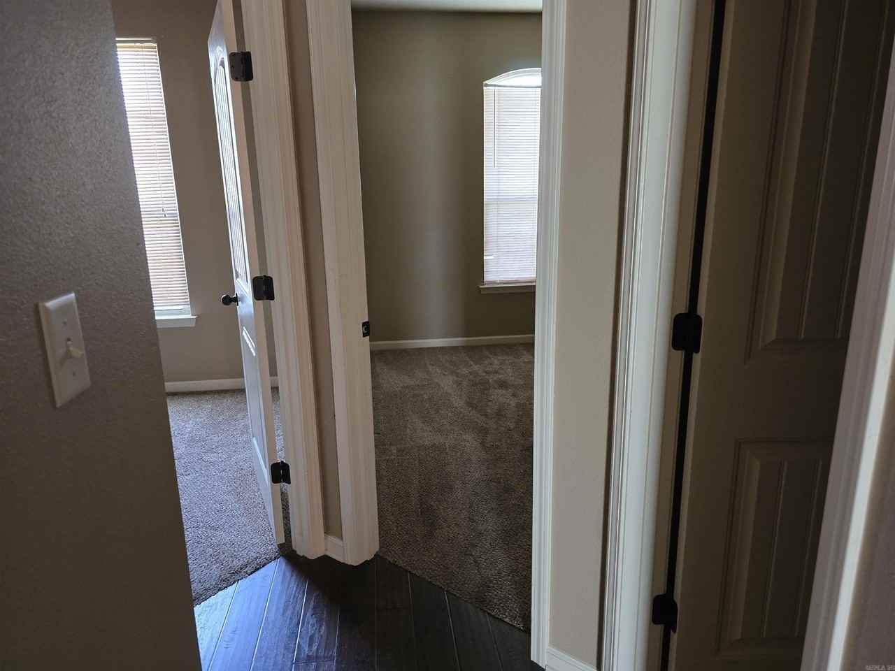 20 Stonehenge Dr - Photo 7 of 8