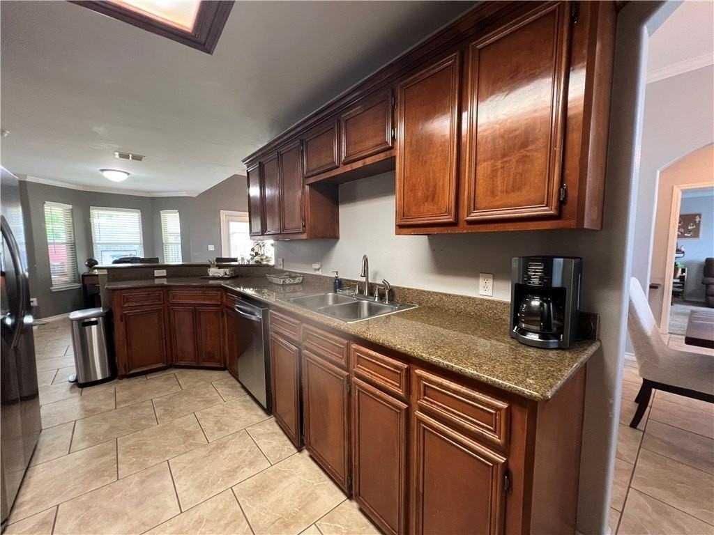 8305 Serenity Ct - Photo 6 of 20