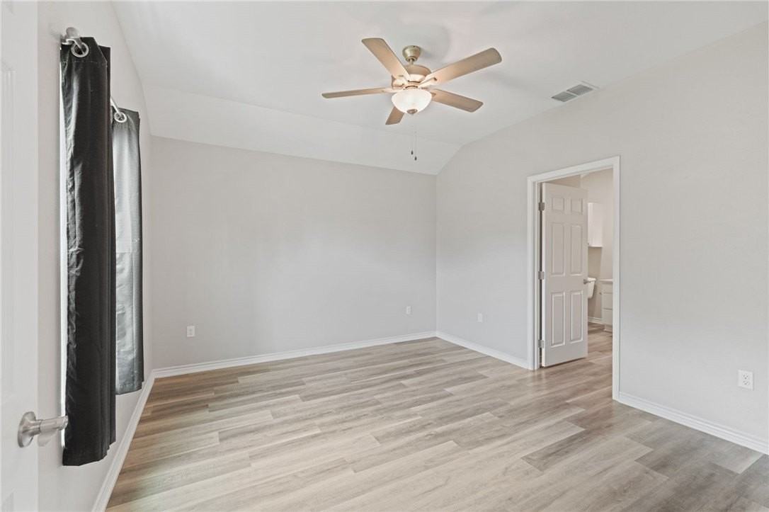 1941 Crestmont St - Photo 6 of 15