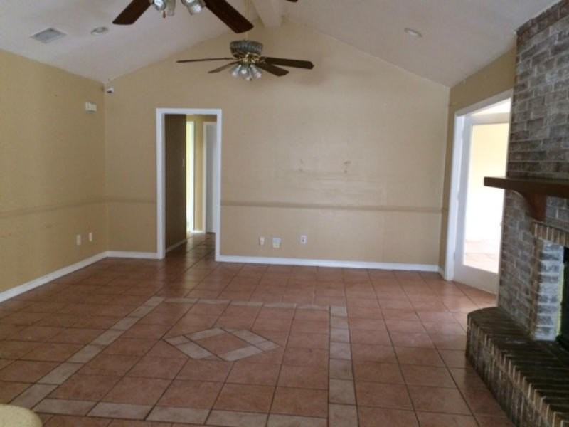 3438 Venture St - Photo 2 of 7