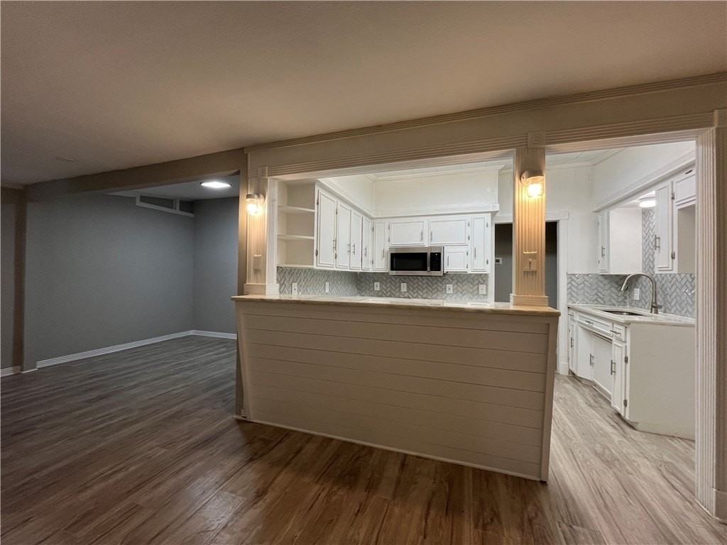 3309 Mahan Dr - Photo 6 of 35