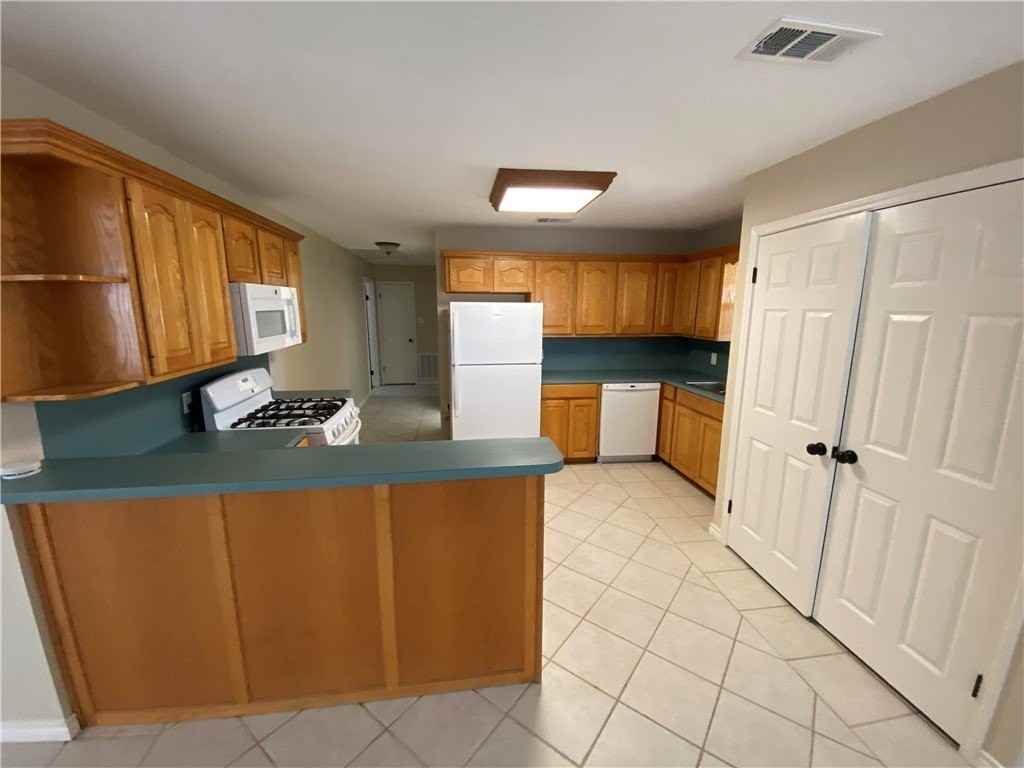 5621 Burton Ln - Photo 6 of 20