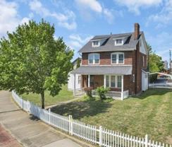 215 Martin Luther King Jr Blvd - Photo 1 of 1