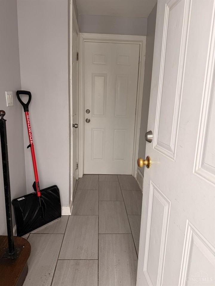 5401 Newfield Ave #1 - Photo 3 of 18