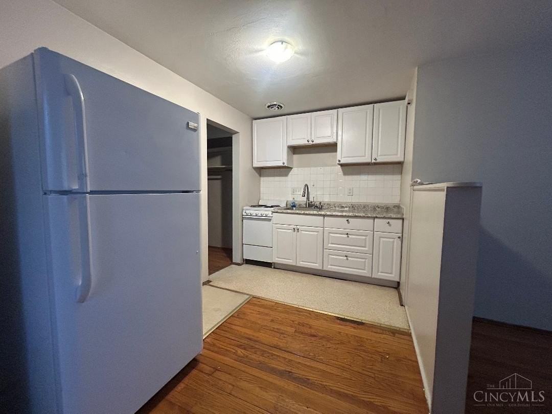4104 Flower Ave #3 - Photo 7 of 15