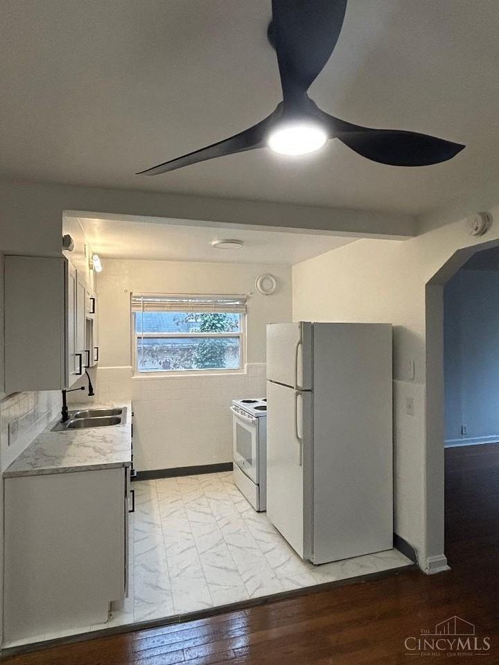 4431 Ridgeview Ave #1 - Photo 6 of 10