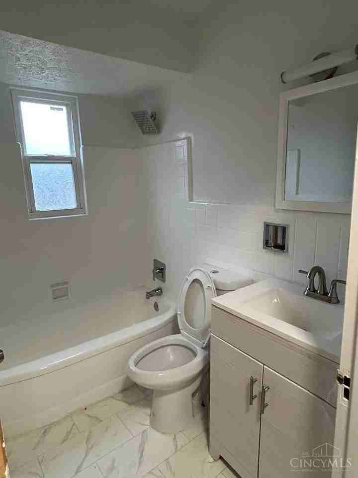 4431 Ridgeview Ave #1 - Photo 7 of 10