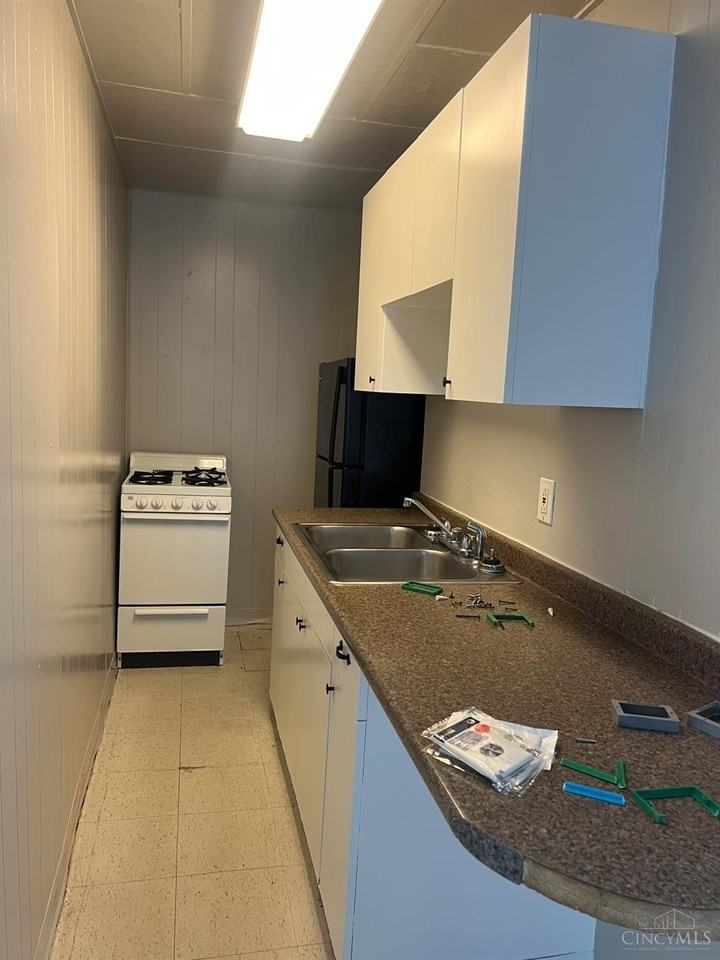 4401 Station Ave - Photo 5 of 5