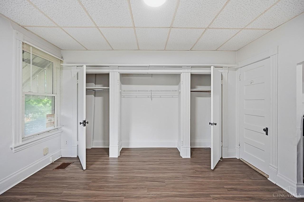 2224 Lawn Ave #1 - Photo 6 of 10