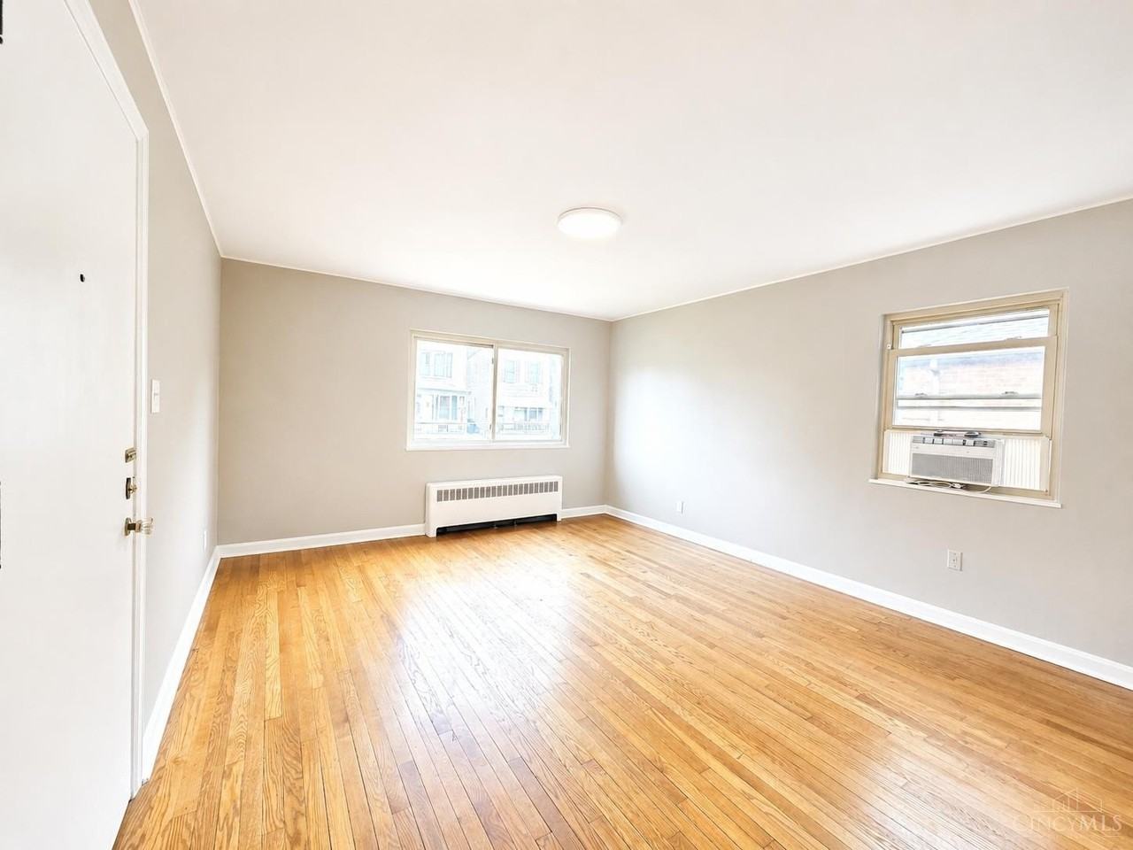 4224 Virginia Ave #4 - Photo 4 of 20