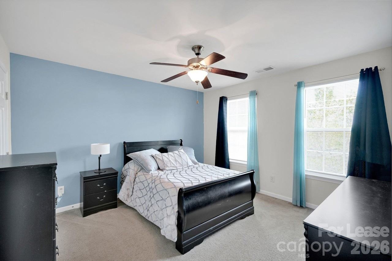 106 Ashton Dr - Photo 6 of 48