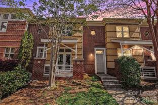 703 E 8th St - Photo 1 of 1