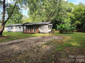 1024 Lindsay Dr - Photo 1 of 1
