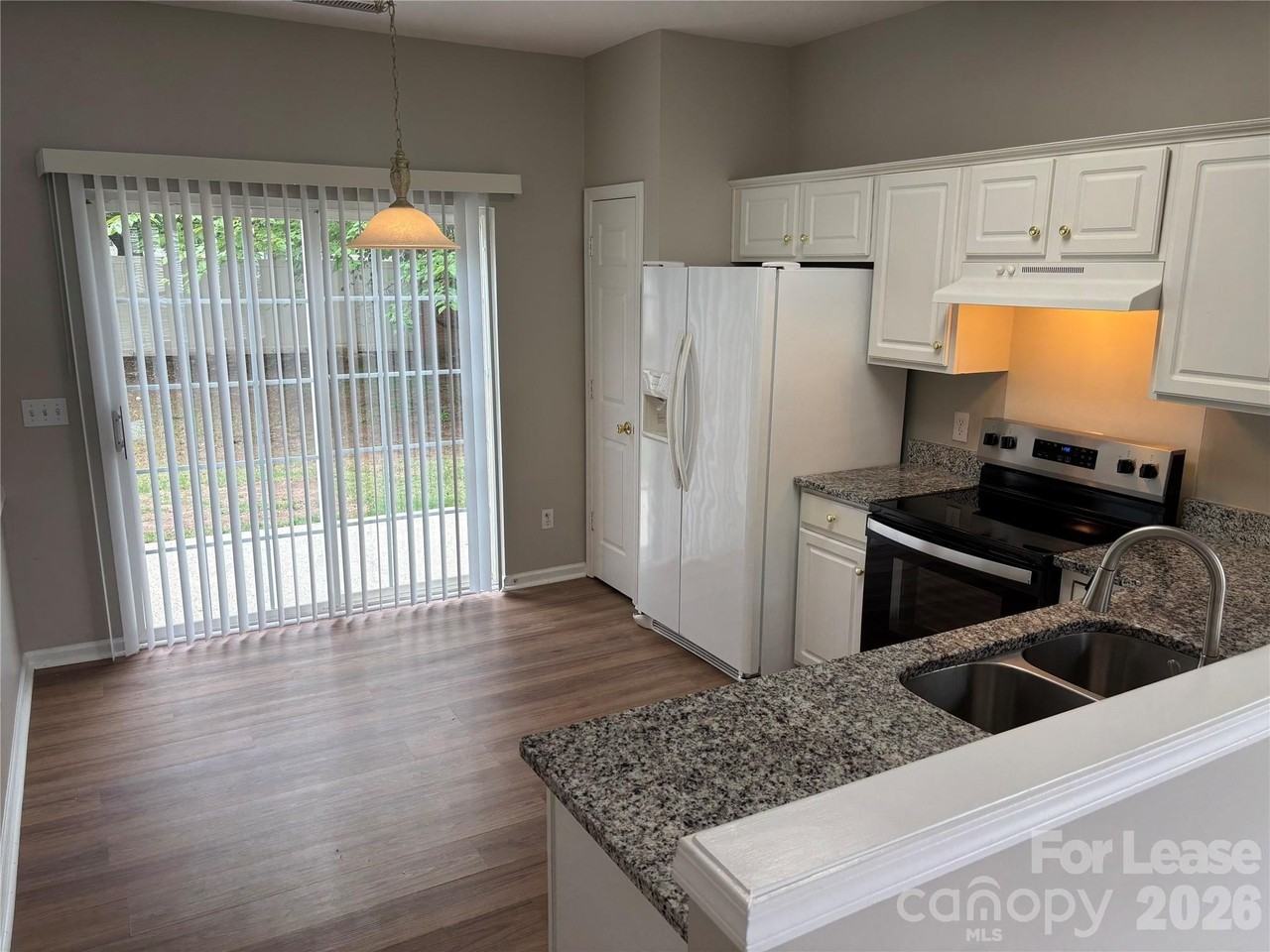 2435 Normancrest Ct - Photo 4 of 34