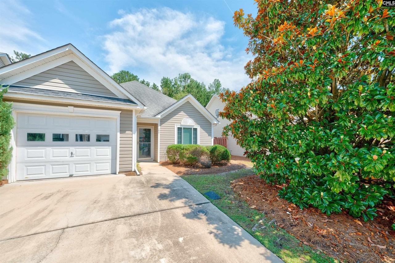 184 Ivy Square Dr - Photo 3 of 22