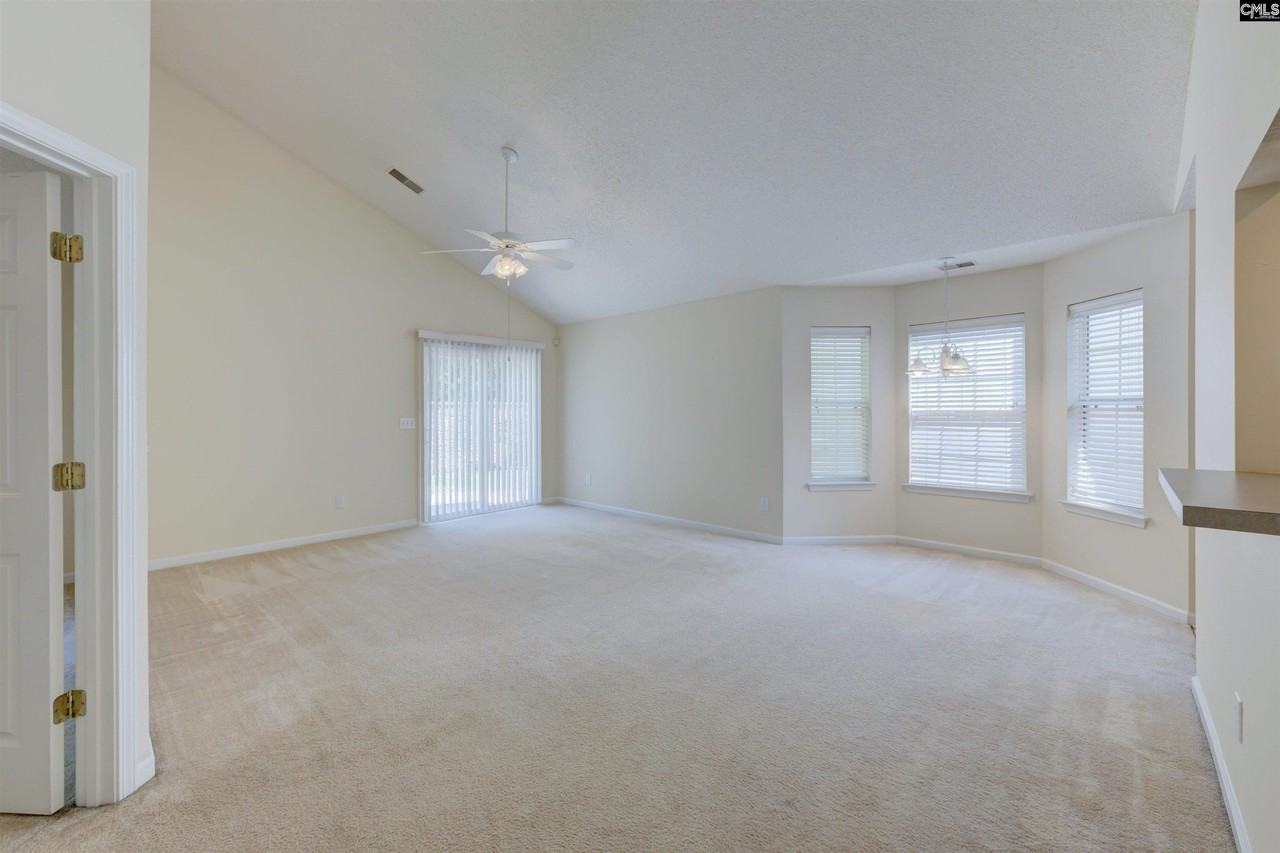 184 Ivy Square Dr - Photo 5 of 22