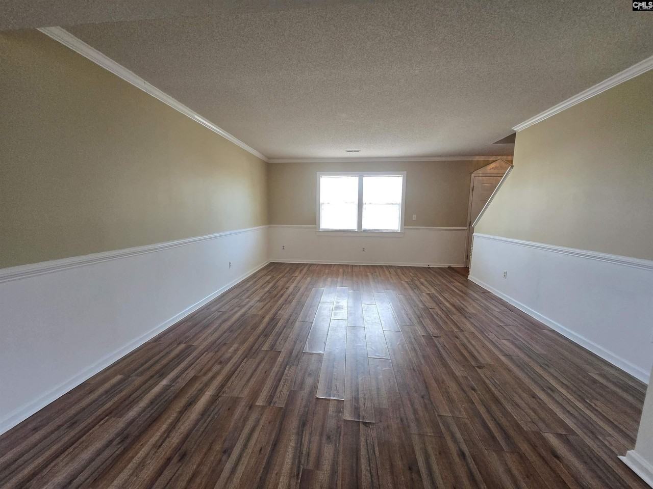 208 Sagamare Rd - Photo 7 of 24
