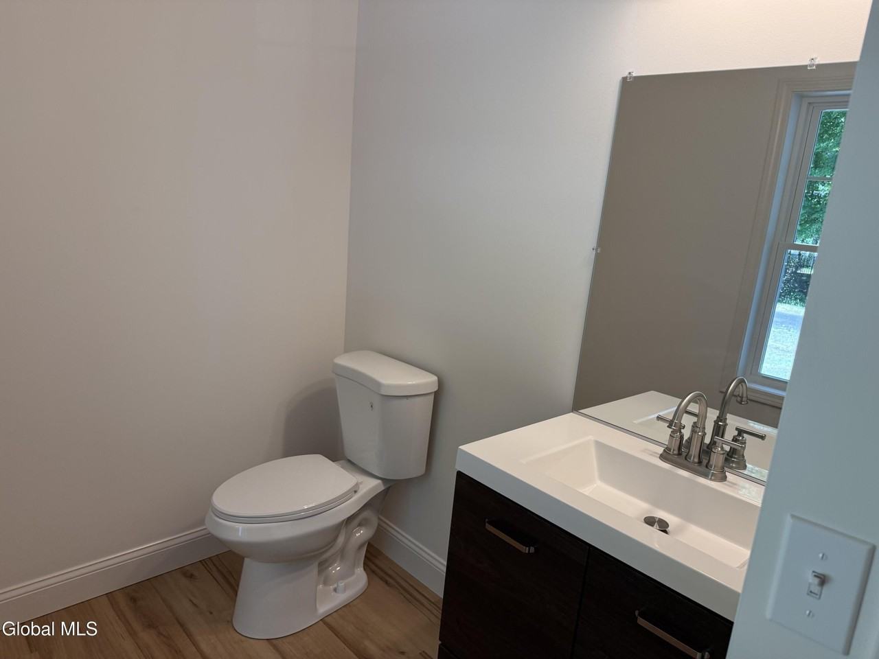 492A Clifton Park Ctr Rd - Photo 5 of 21
