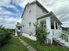 featured image of 504 1st St