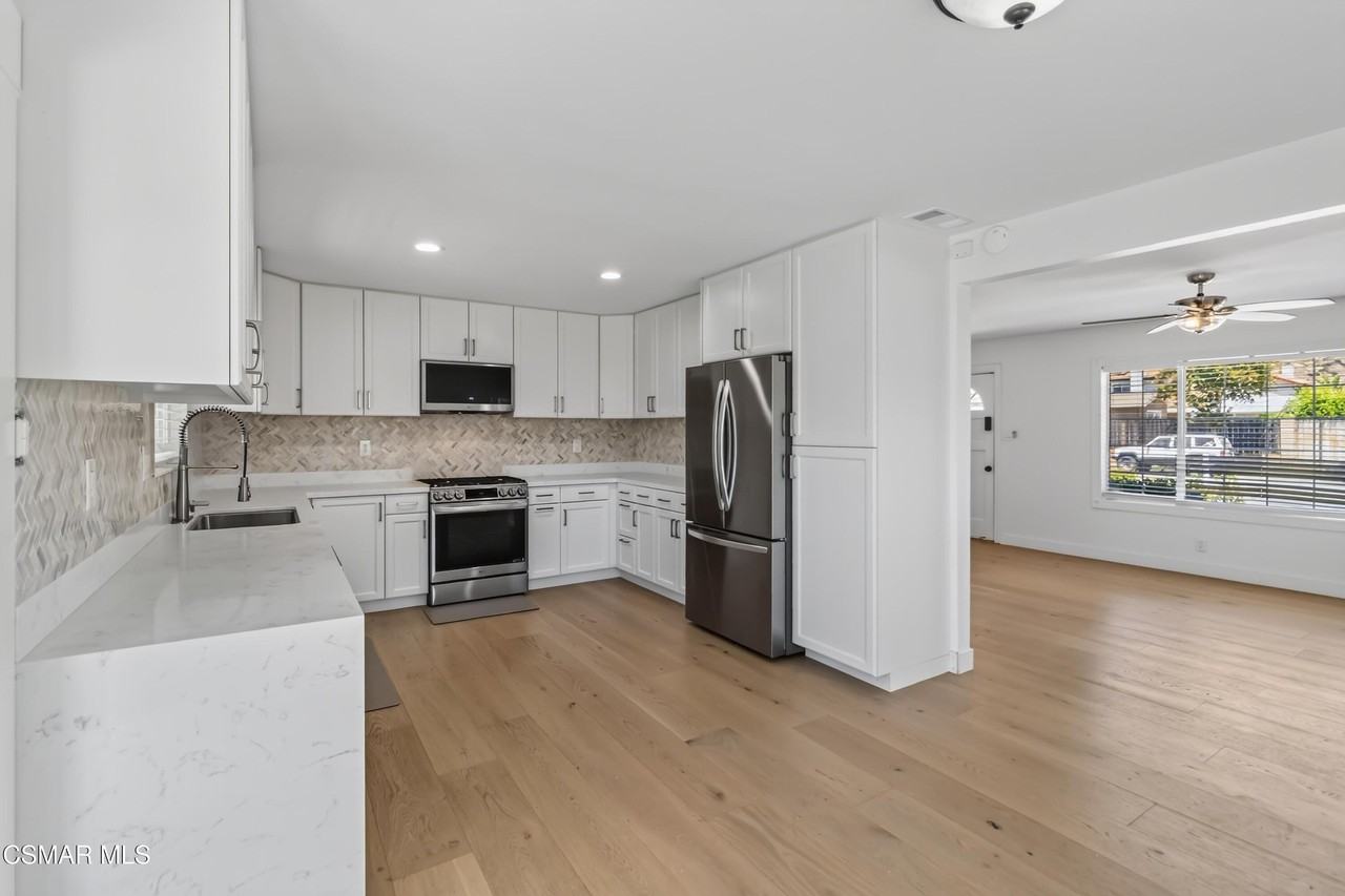 1651 Kay Ave - Photo 3 of 27