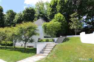 126 Morningside Dr S - Photo 1 of 1