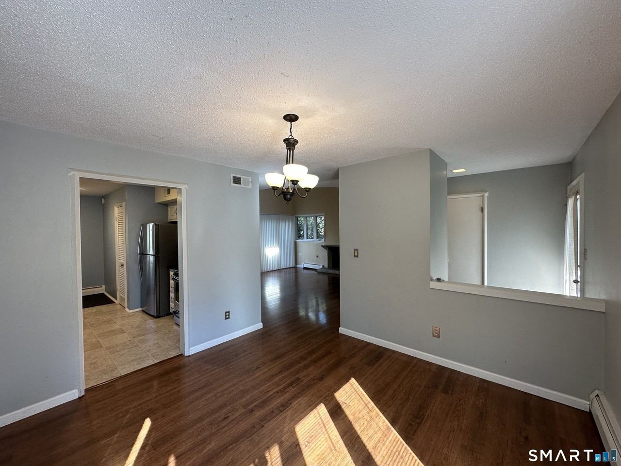 7 Staunton Ct #F - Photo 3 of 20