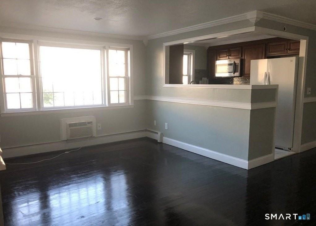 509 Burnside Ave #A9 - Photo 5 of 11