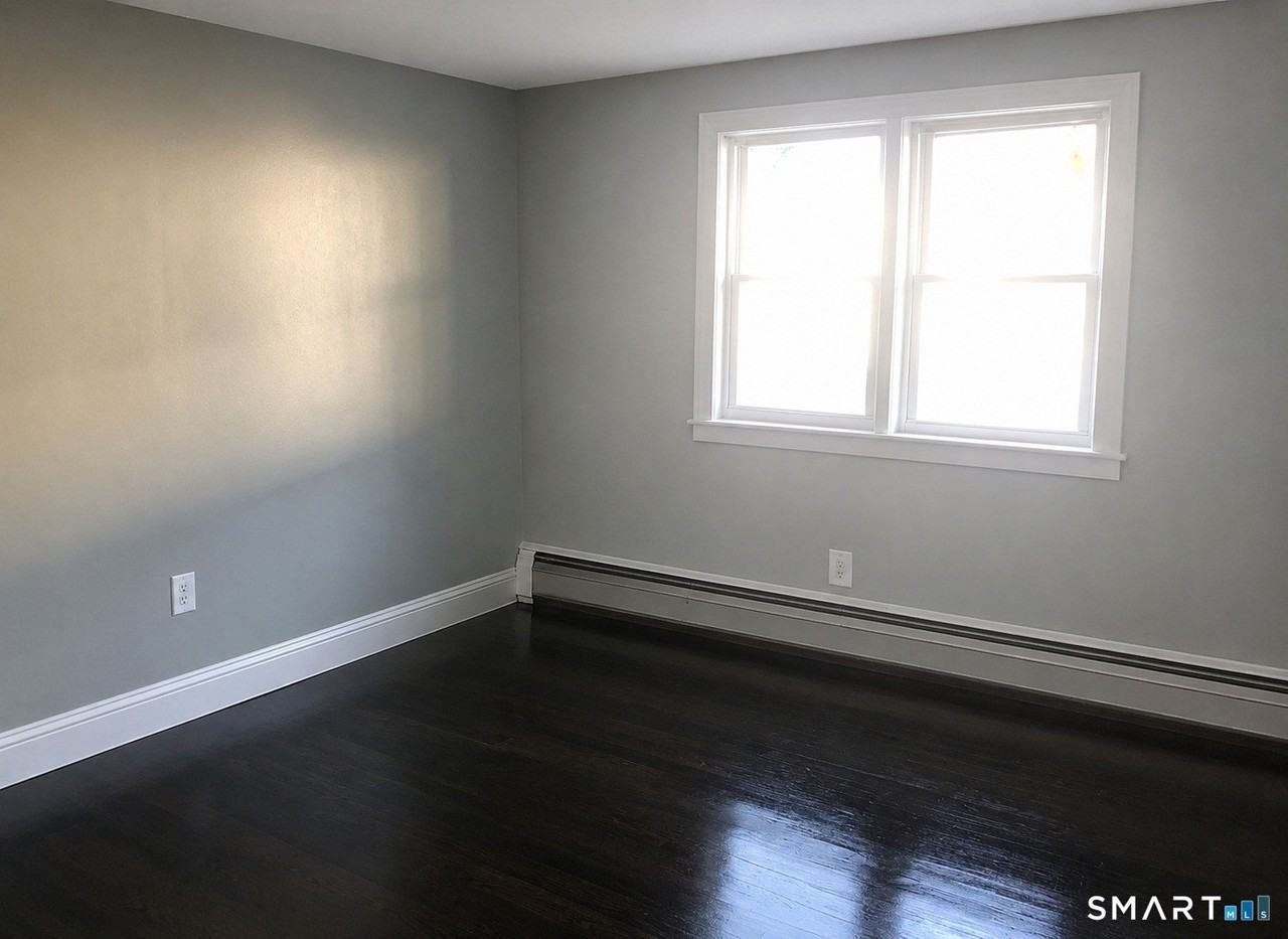 509 Burnside Ave #A9 - Photo 7 of 11
