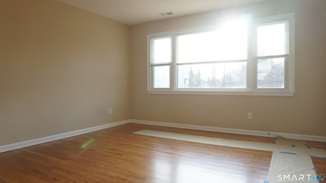 2830 Sampson St #4 - Photo 7 of 30