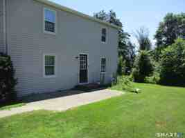 featured image of 29 Holmeslea Ct #4