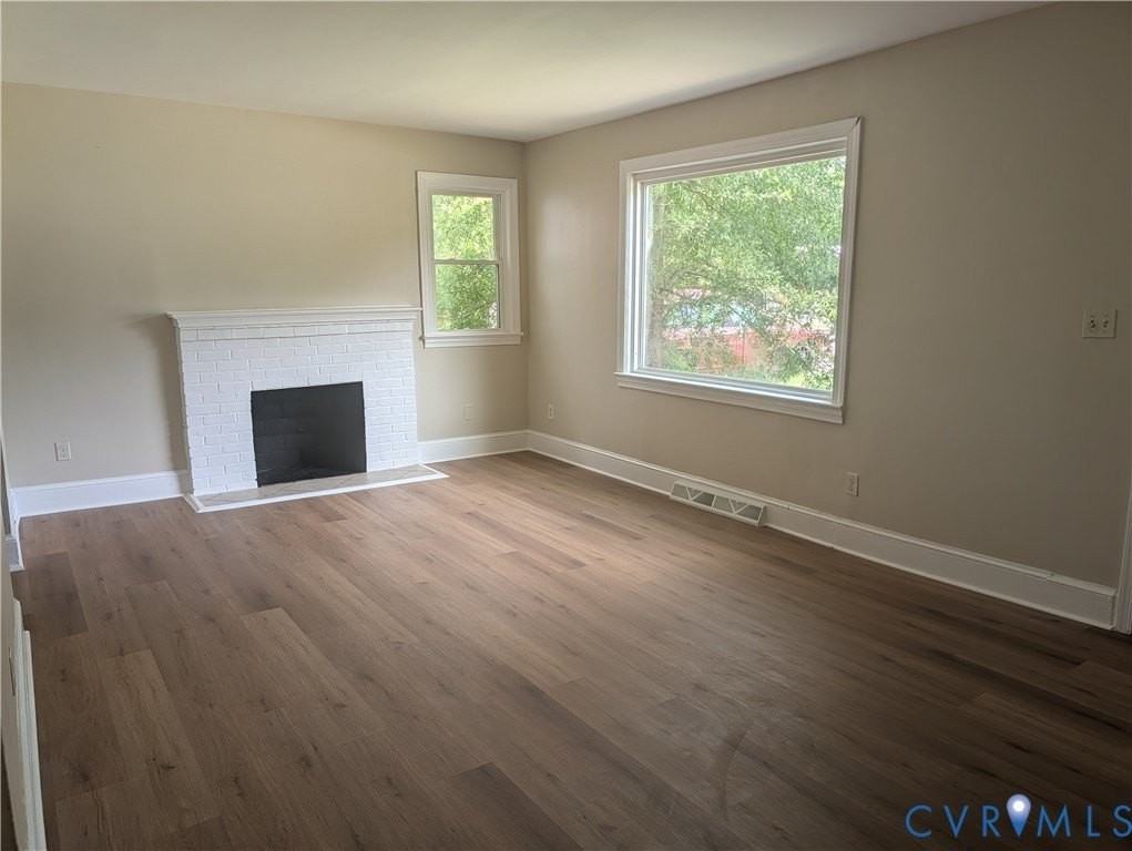 726 Jefferson Pl - Photo 4 of 28