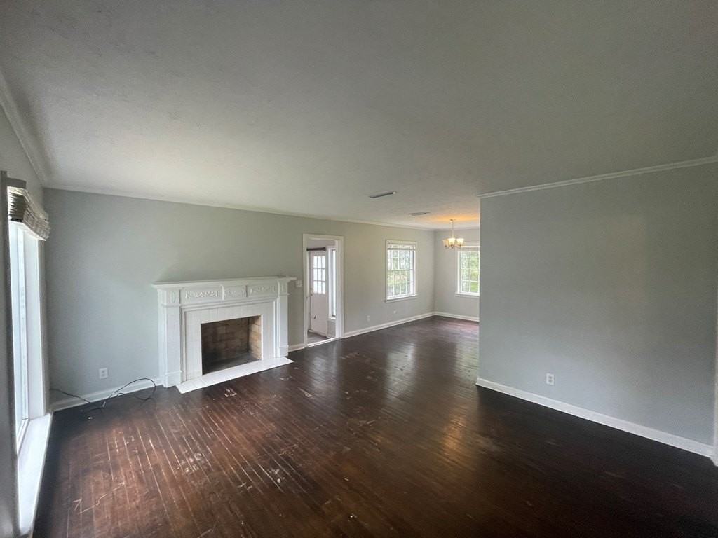 1223 Chickasaw St - Photo 2 of 20