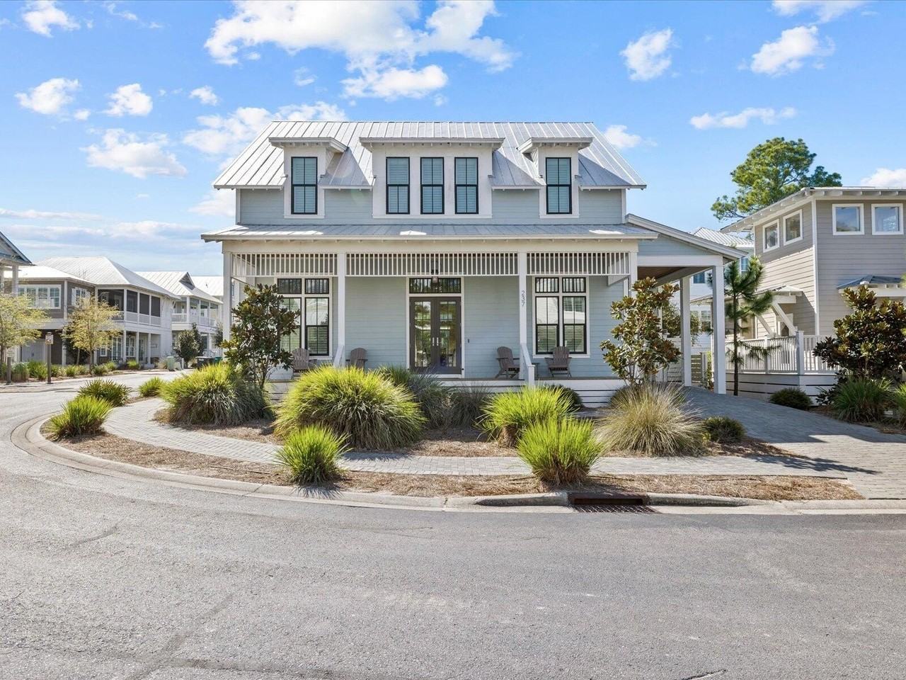 237 Cabana Trl - Photo 2 of 50