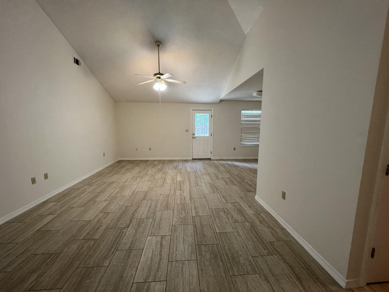 71 Olde Cypress Cir Nw - Photo 3 of 33