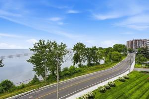 featured image of 18 Ch Du Bord-Du-Lac Lakeshore