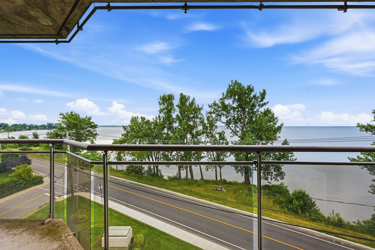 18 Ch Du Bord-Du-Lac Lakeshore - Photo 4 of 30